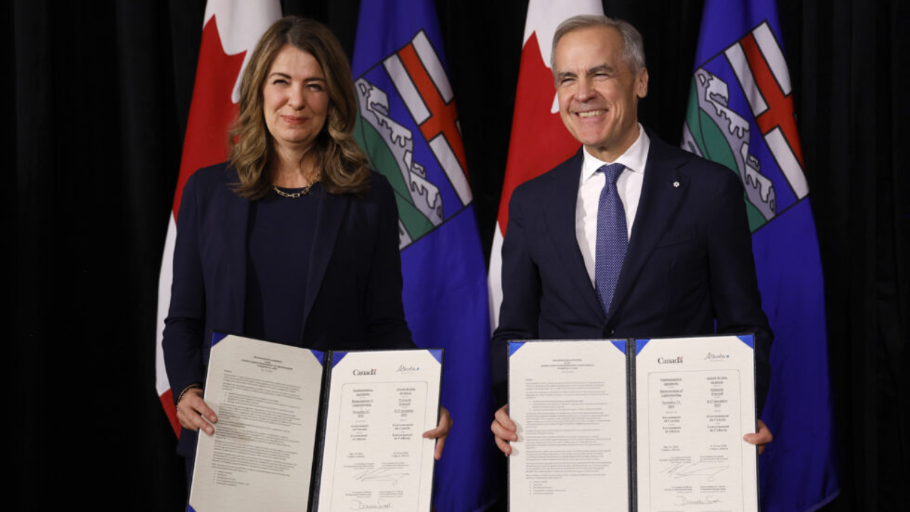 Canada-Alberta - accord carbone et pipeline