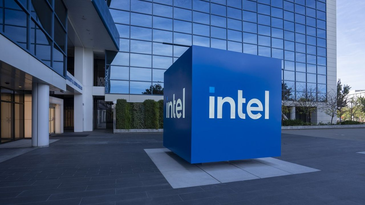 Intel grimpe avec l’espoir d’un client majeur