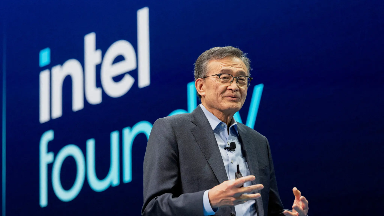 Intel recule après son rallye porté par l’IA