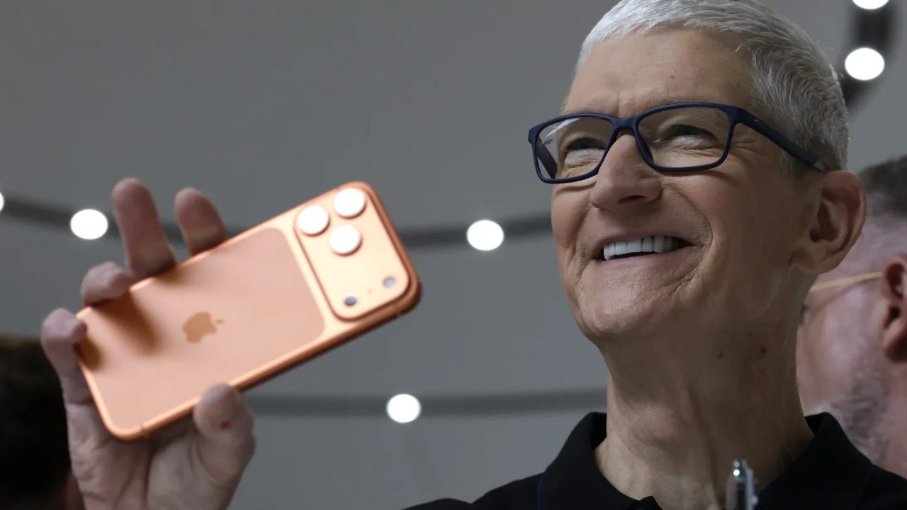 Apple atteint un nouveau record en Bourse