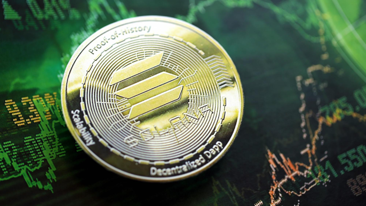 Solana tient son Supertrend, résistance à 120 dollars