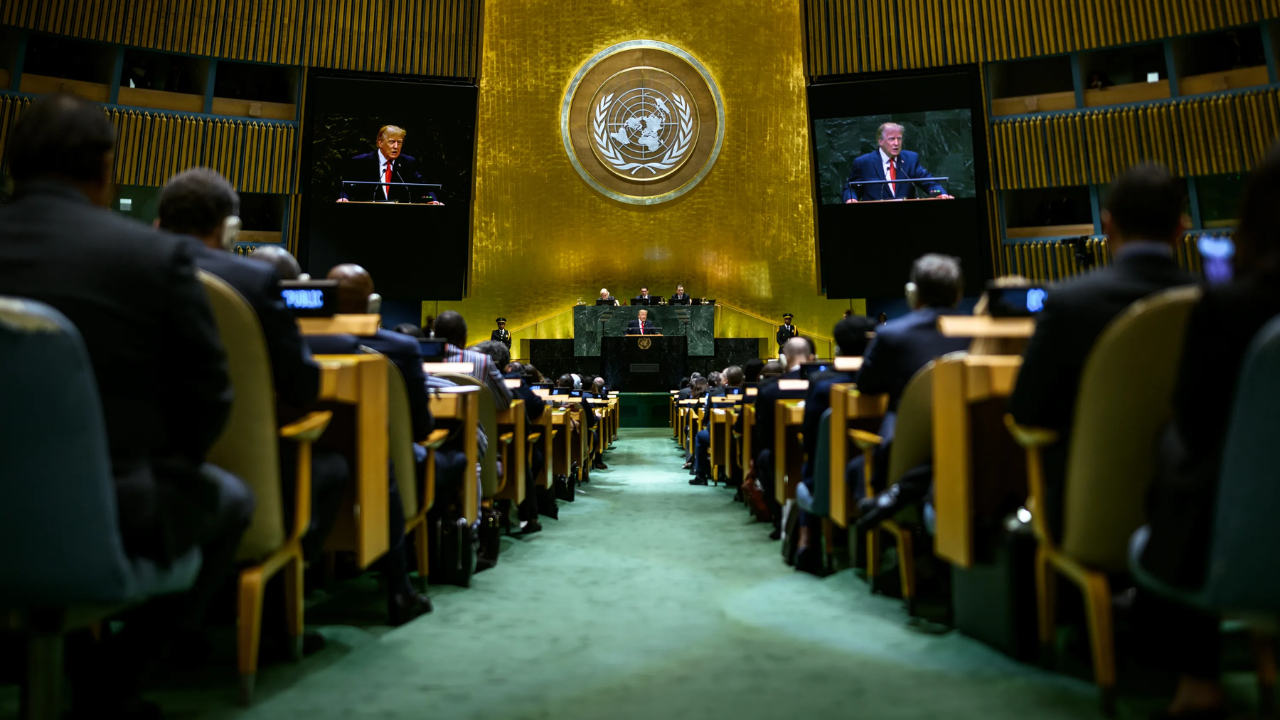 Trump critique l’Iran et Cuba, défend l’IA à l’ONU